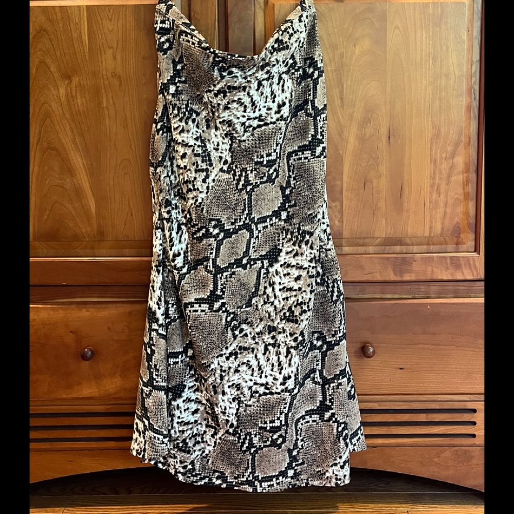 Snake silk skirt size medium new with tags